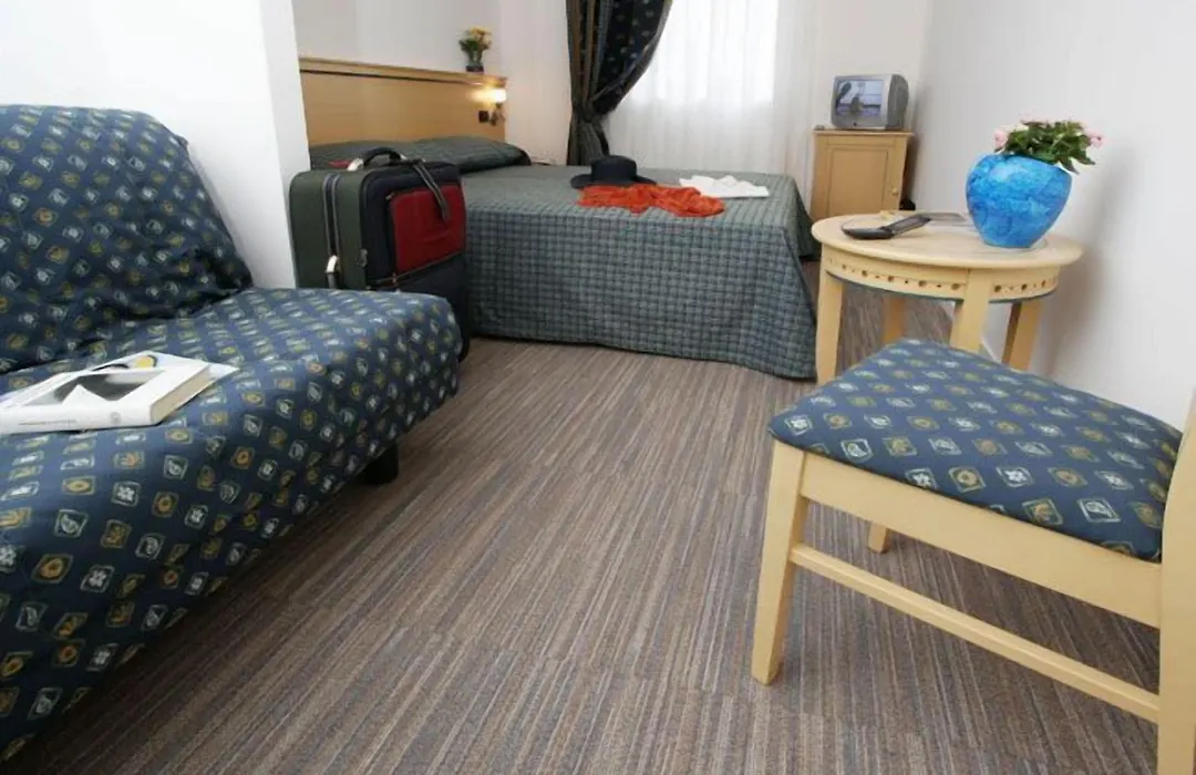Hotel Mary-1